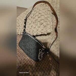 Mk money purse